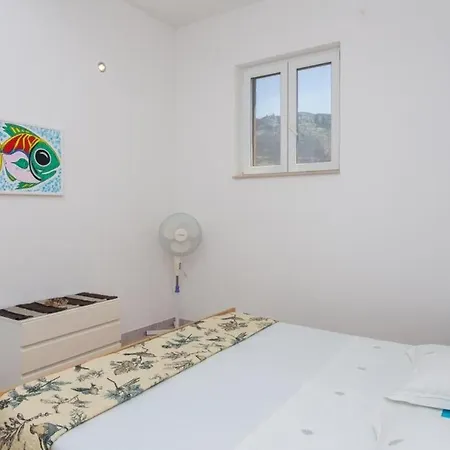 Bezek - Two Bedroom With Sea View *