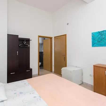 Bezek - Two Bedroom With Sea View * ترستينيك